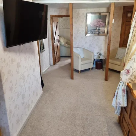 Virginia Guest house 3*