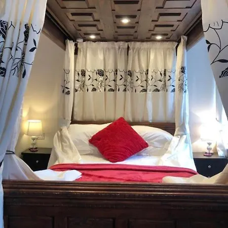 Virginia Guest house 3*