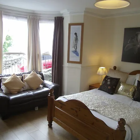 Virginia Guest house 3*
