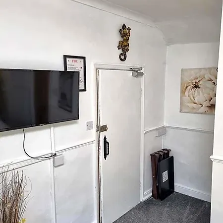 Virginia 4*
